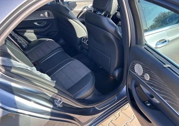 Mercedes-Benz Klasa E cena 179900 przebieg: 55000, rok produkcji 2021 z Łuków małe 742